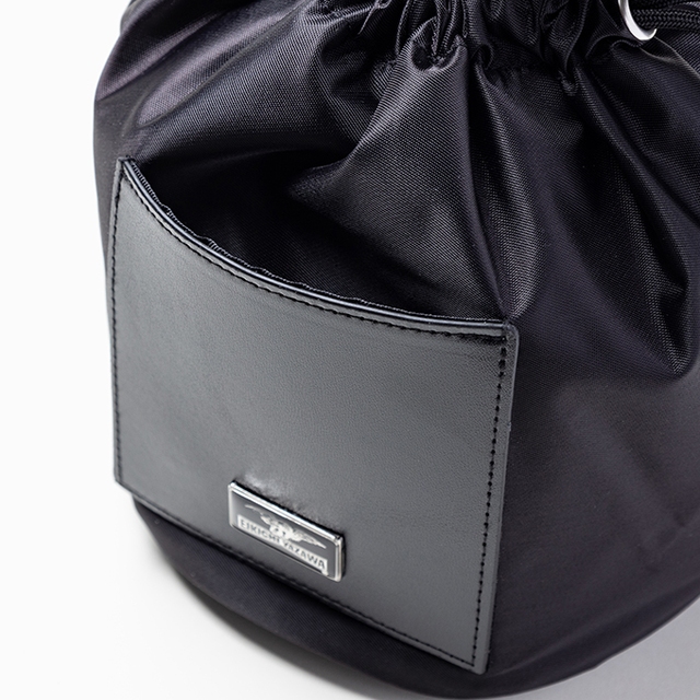 ブラック ナイロン 巾着バッグ PRADA ナイロン巾着バッグブラック