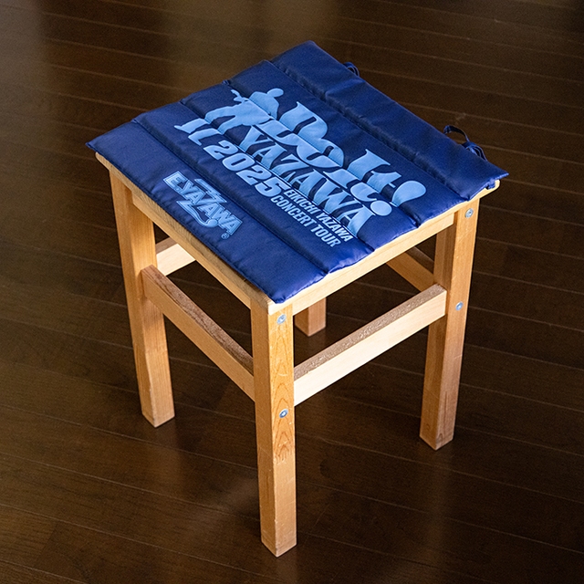 E.YAZAWA クッション 949-091 気持ち新たに！春商品発売のお知らせ（2/21〜）｜矢沢永吉公式サイト