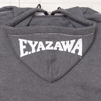 ジップアップパーカー(LOGOS)グレー &yen;10,000 (税込)