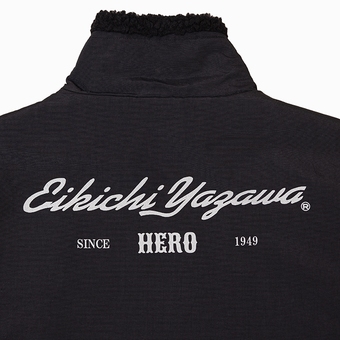 ボアフリースジャケット(スリーロゴHERO) &yen;18,000 (税込)