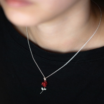 シルバーネックレス(レッドローズ)｜DIAMOND MOON通信販売｜矢沢永吉